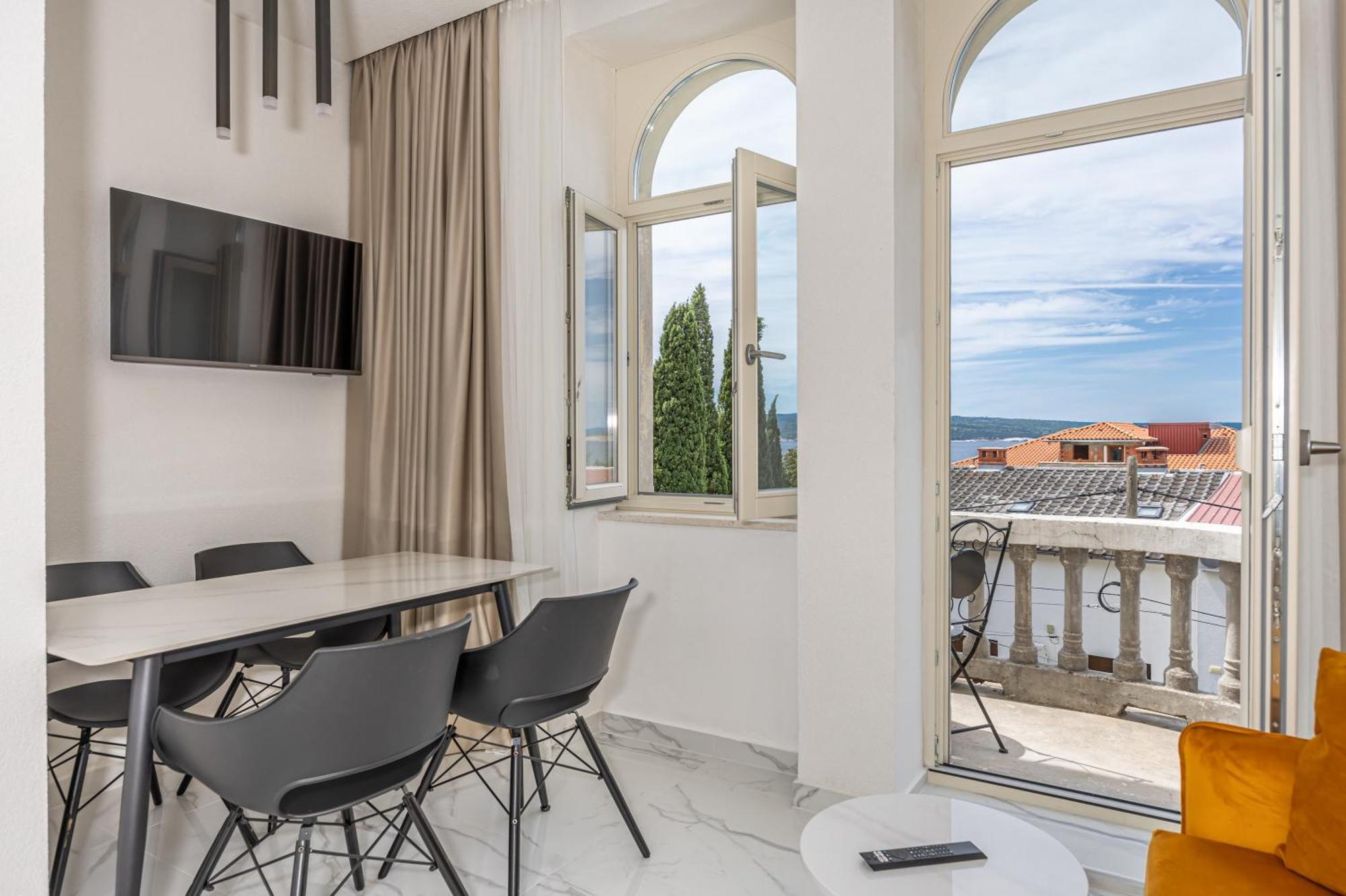 Villa Vita Luxury Apartments Crikvenica Exterior photo