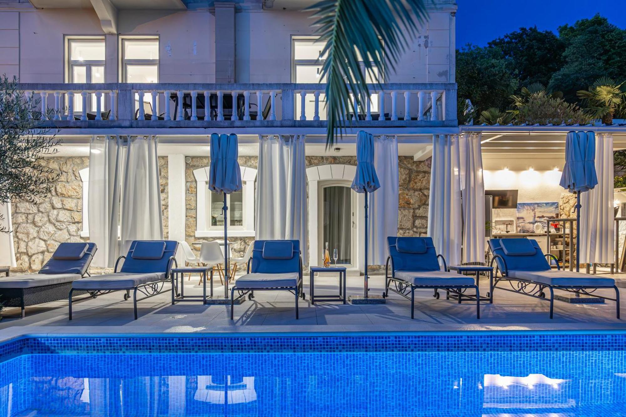 Villa Vita Luxury Apartments Crikvenica Exterior photo